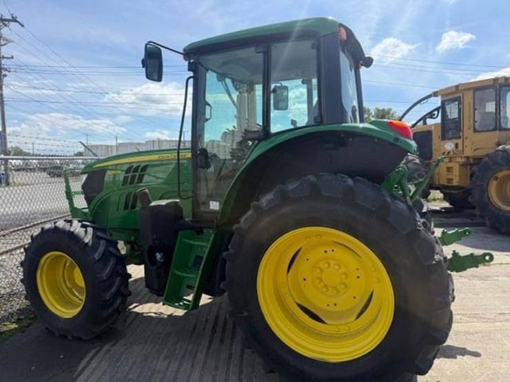 2018-john-deere-6130m-image-15