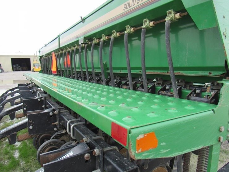 great-plains-solid-stand-1500-image-11