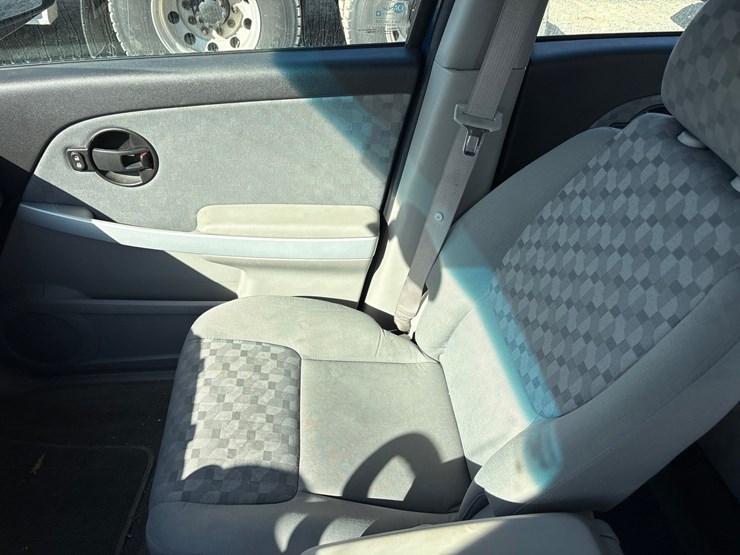 2008-chevrolet-equinox-image-56