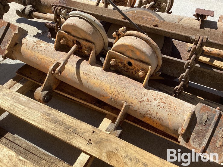 eaton-neway-rts-suspension-axle-image-15