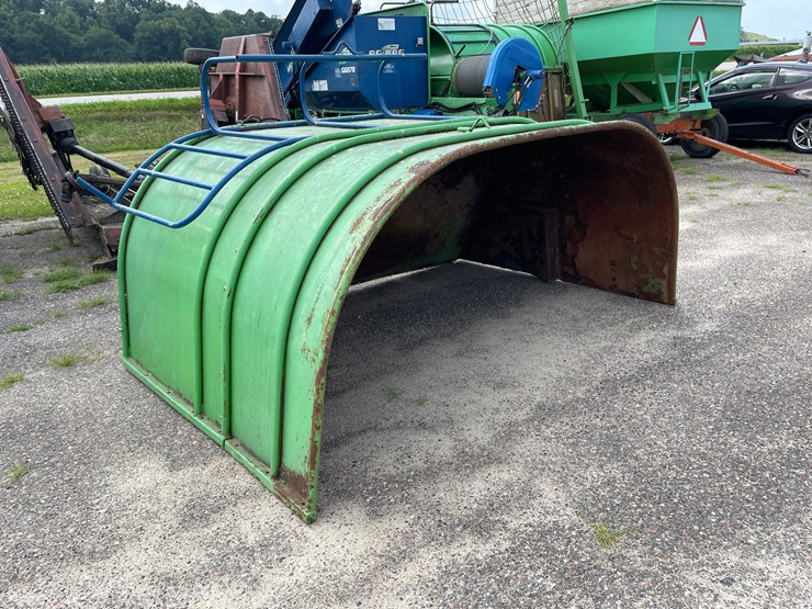 #1023-•-10'-tunnel-for-ag-bag-bagger-image-4
