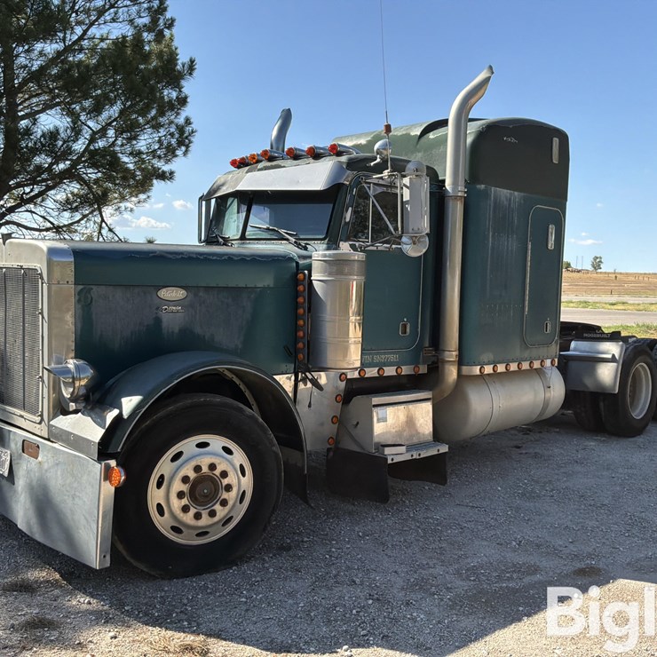 1995 PETERBILT 379