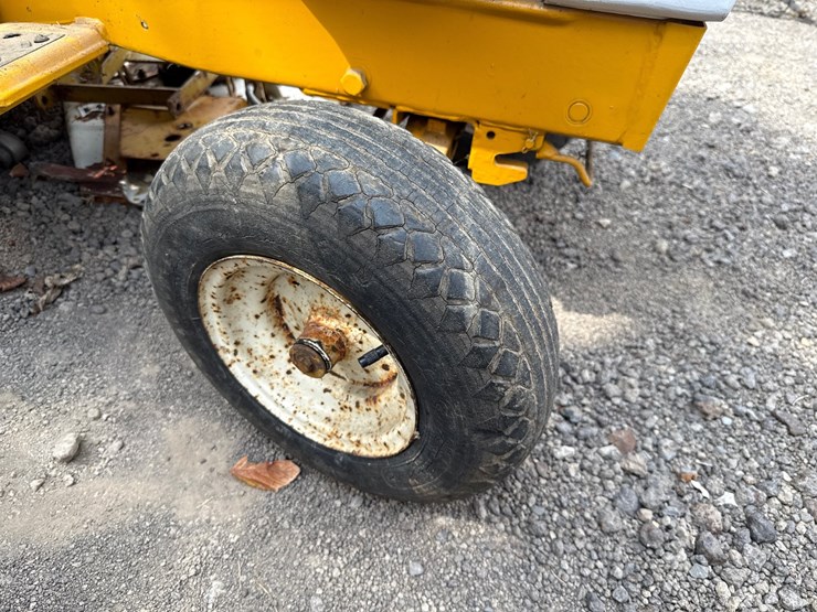 cub-cadet-86-image-4