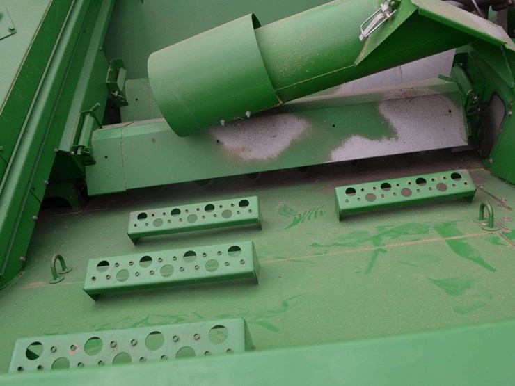 2012-john-deere-s550-image-63