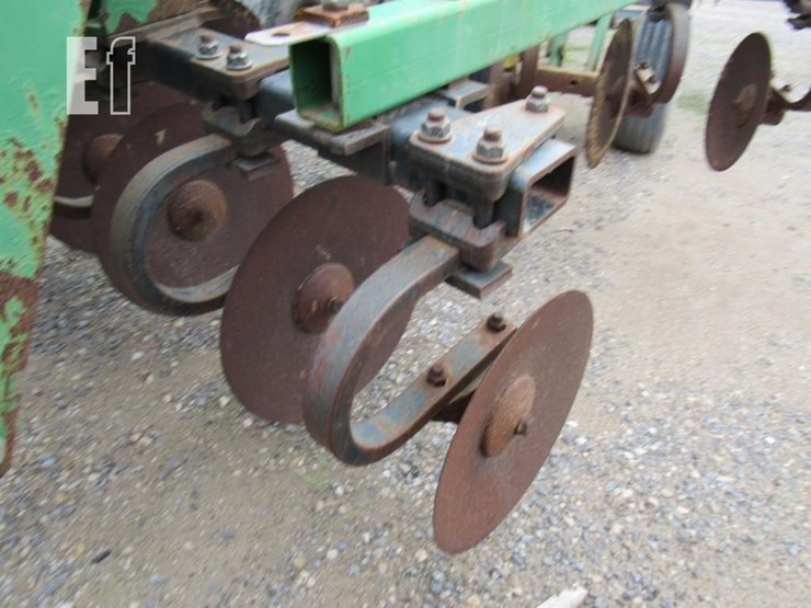 john-deere-2700-image-8