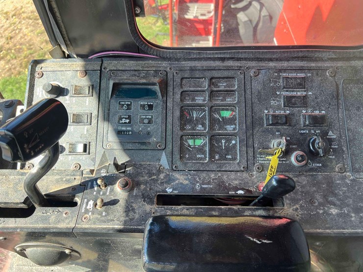 1993-case-ih-1688-image-27
