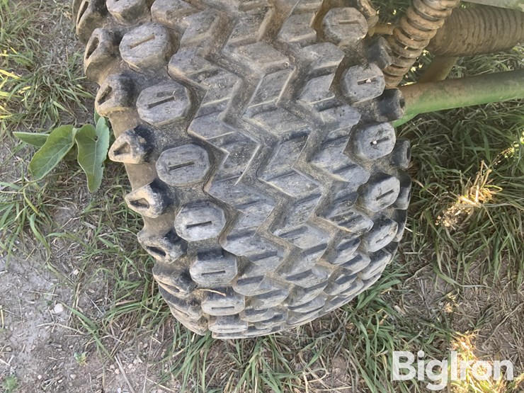john-deere-gator-image-18