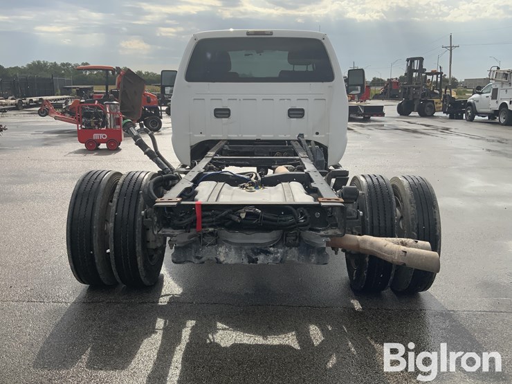 2015-ford-f550-xl-image-6