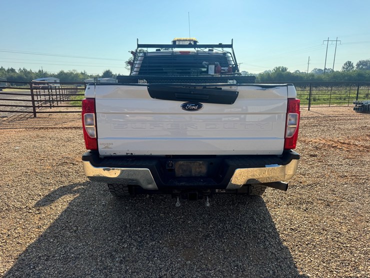 2020-ford-f250-xl-image-4