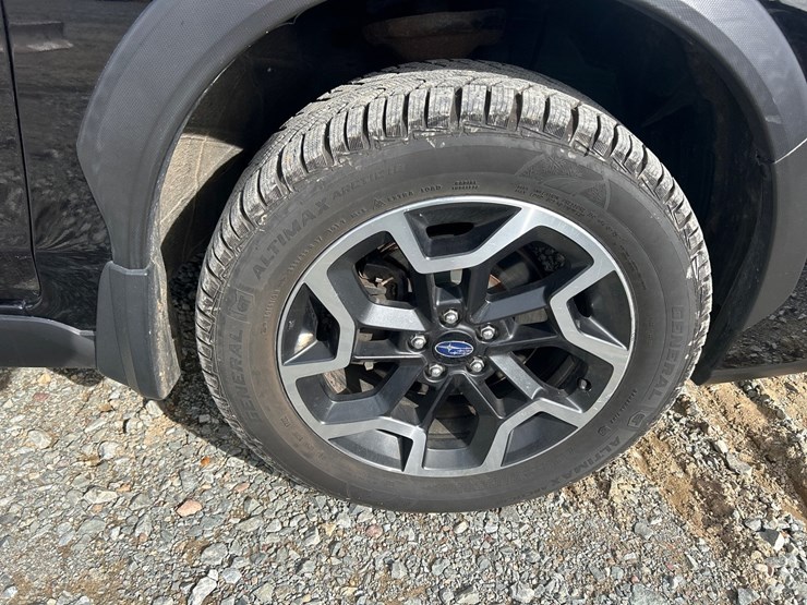 2013-subaru-crosstrek-image-57