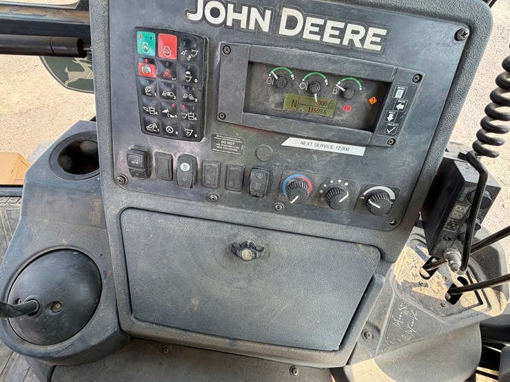 2016-deere-410l-image-73