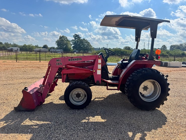 mahindra-2615-image-2
