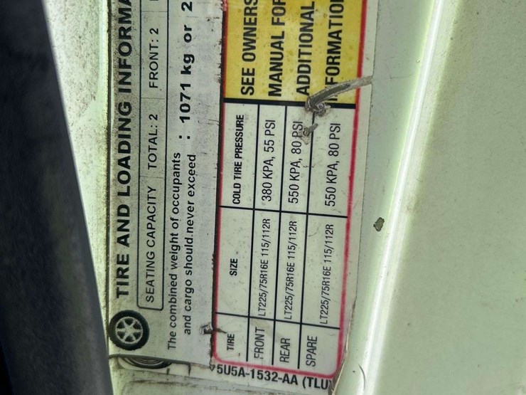 2011-ford-cargo-image-6