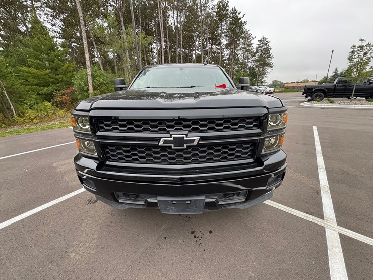 2015-chevrolet-silverado-1500-z71-image-8