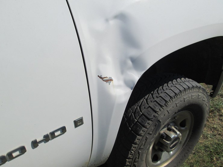 2009-gmc-2500hd-image-17