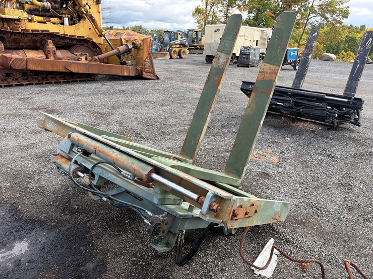 john-deere-624-image-3