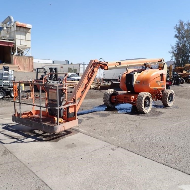2003 JLG 600AJN