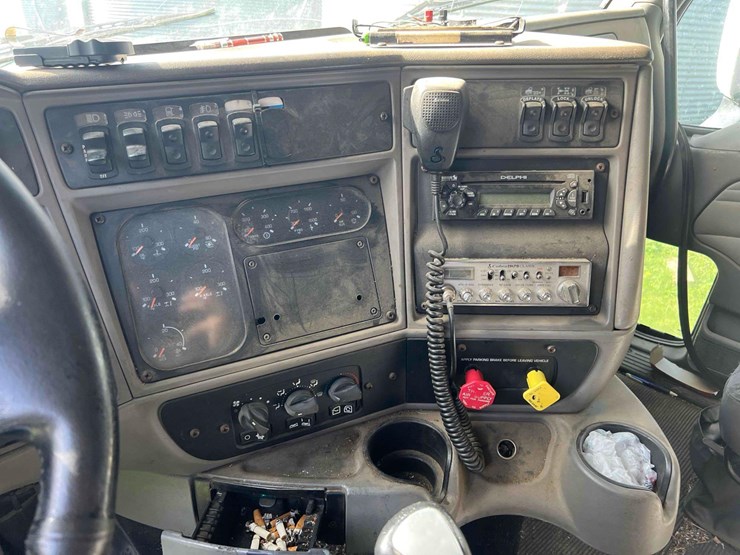 2006-kenworth-t2000-image-20