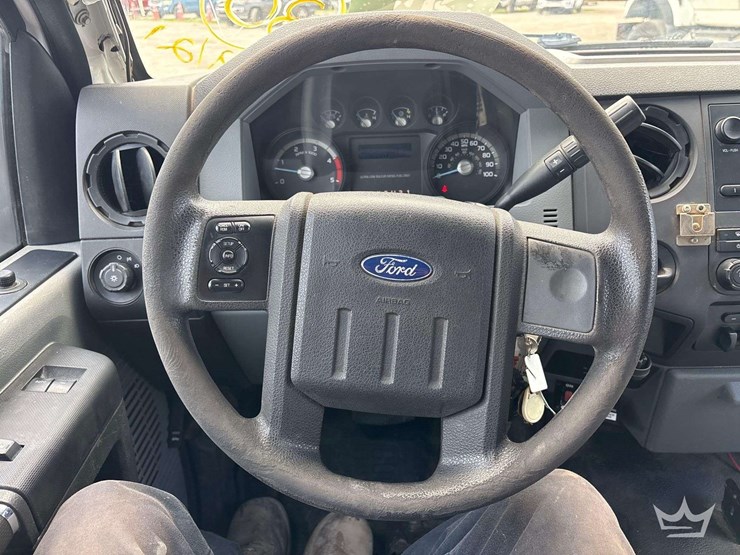 2012-ford-f550-image-14