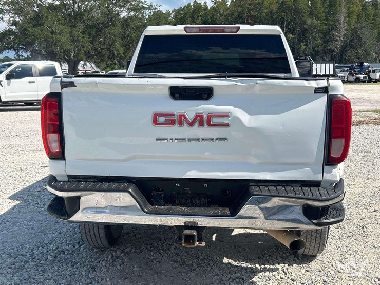 2022-gmc-sierra-2500-image-28