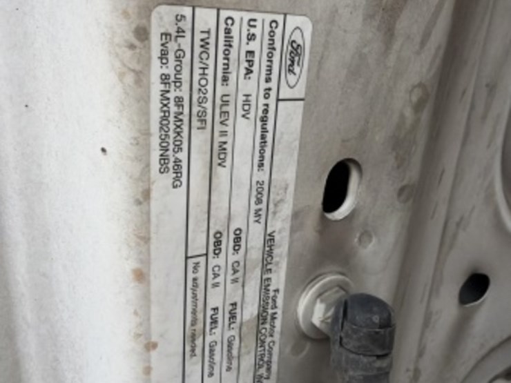 2008-ford-f250-image-16