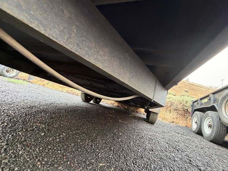 #2524-•-22'-tilt-bed-equipment-trailer-image-15