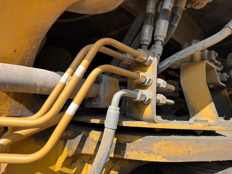 2017-caterpillar-988k-image-82
