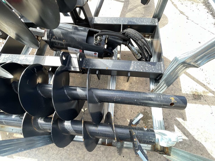 #4001-•-jct-skid-steer-hydraulic-auger-drive-and-bits-image-3