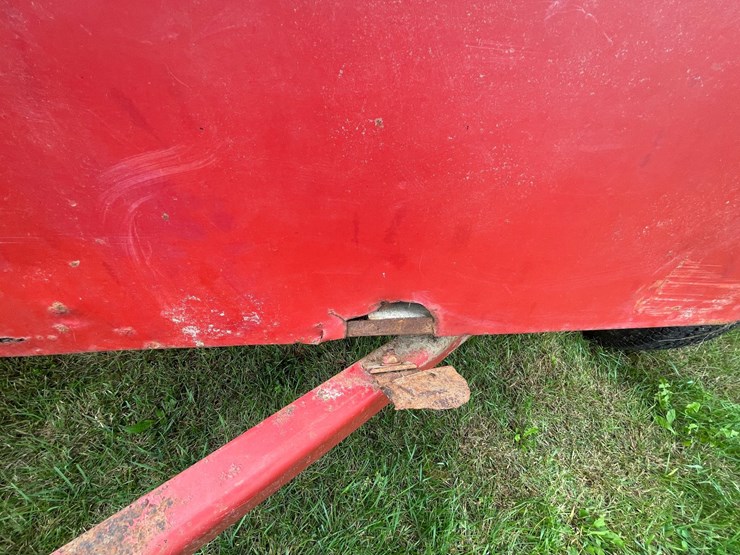 new-holland-273-image-10