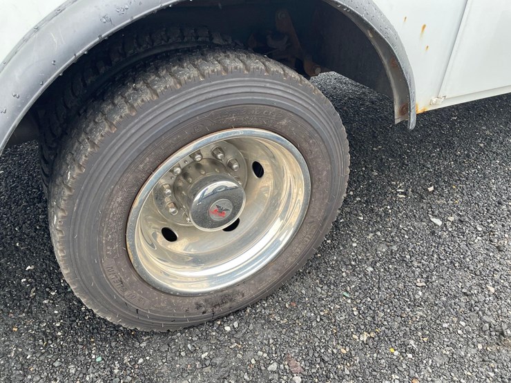 2019-ford-f550-image-14