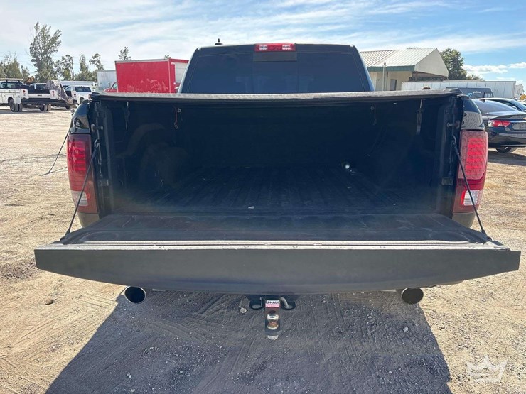 2013-dodge-1500-image-22
