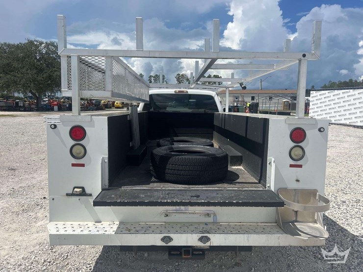 2015-ford-f350-image-25