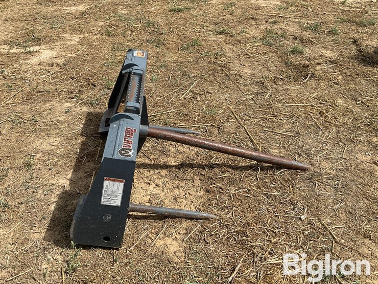 virnig-bale-spear-skid-steer-attachment-image-4