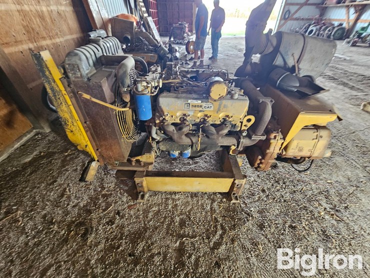 caterpillar-3208-image-8