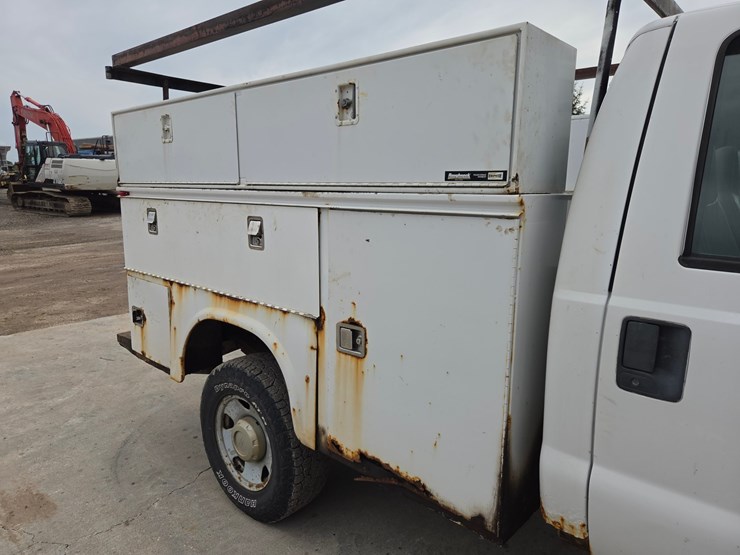2009-ford-f250-image-27