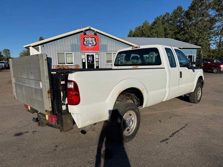 2015-ford-f350-image-5
