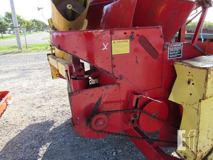 355-new-holland-355-image-5