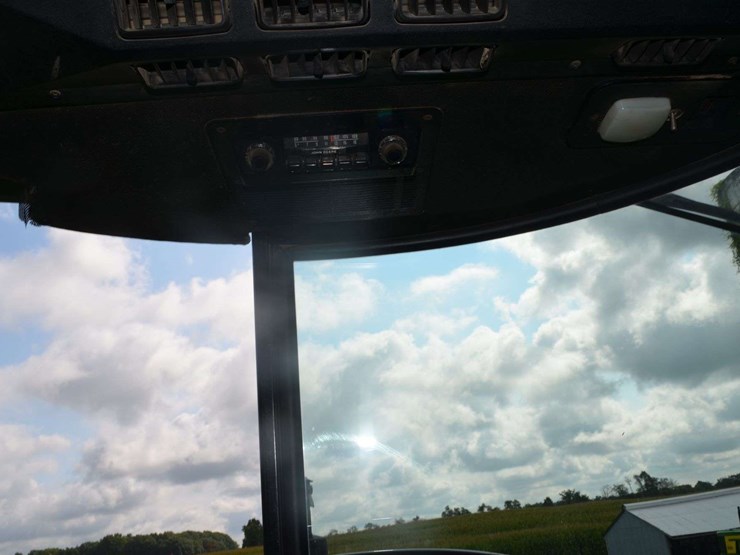 1977-john-deere-4230-image-21