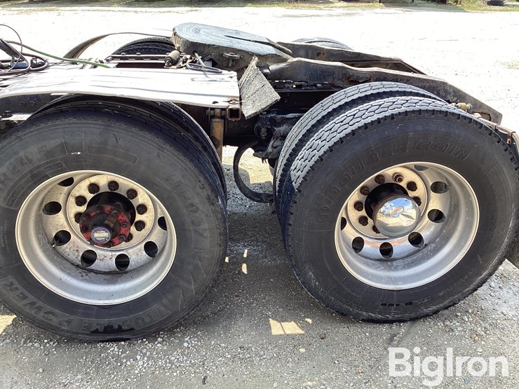 2003-kenworth-t800-image-18