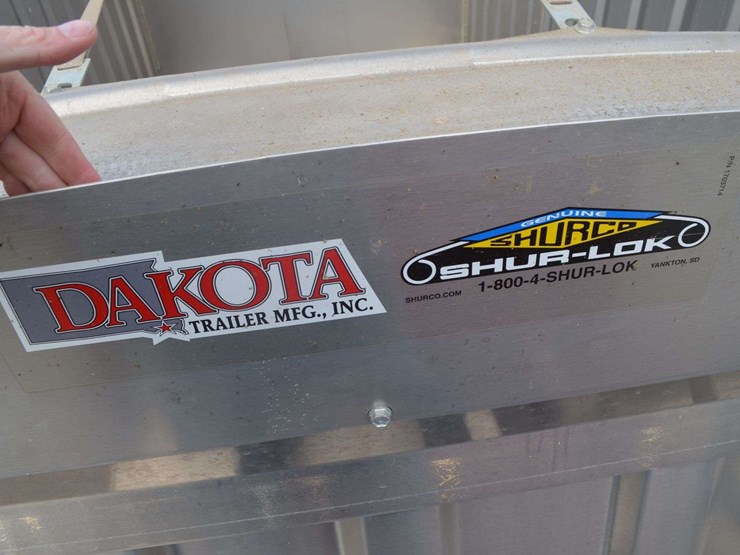 2014-dakota-aluminum-tri-axle-hopper-bottom-trailer-image-10