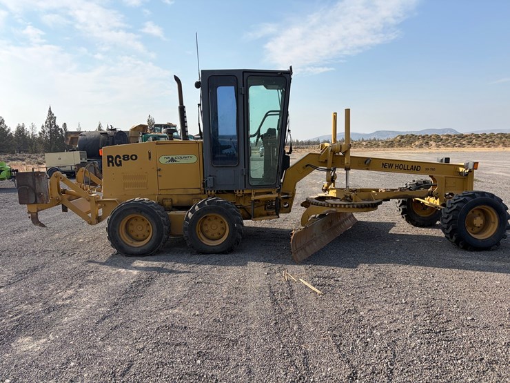 2000-new-holland-rg80-image-4