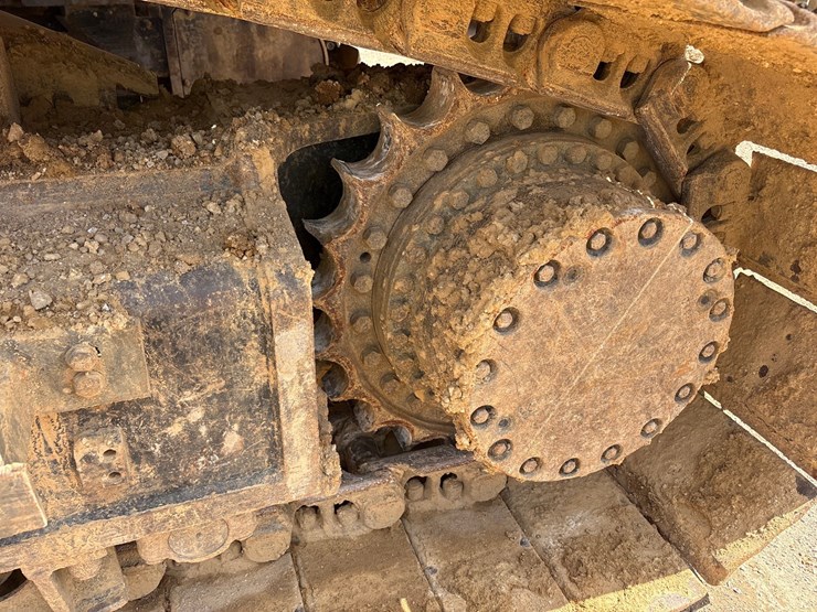 2012-deere-470g-lc-image-104