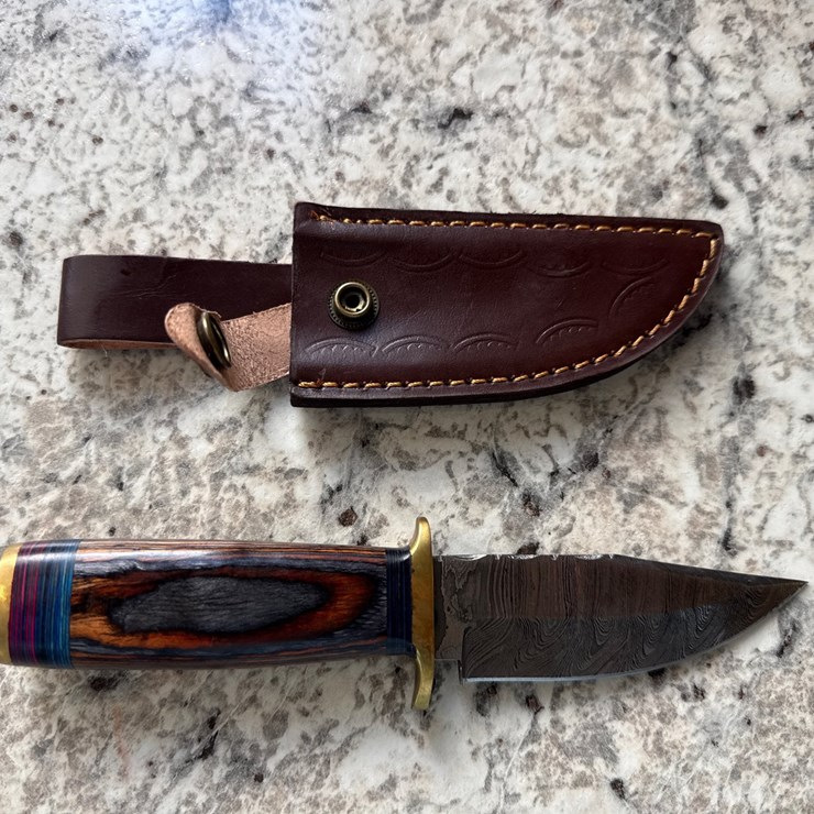 #1532 • Custom Damascus Blade Knife