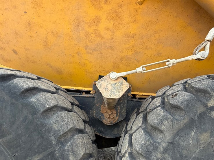 2016-komatsu-hm400-5-image-50