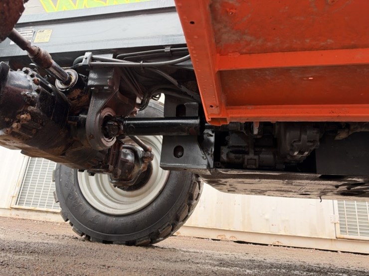 2012-jlg-g9-43a-image-32