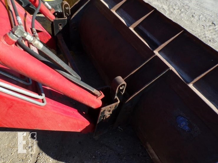 1996-case-ih-4230-image-2