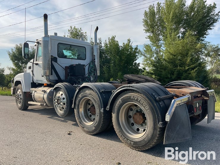 2007-mack-chn613-image-7