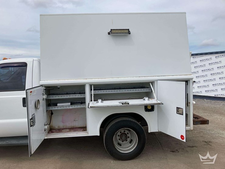 2016-ford-f350-image-18