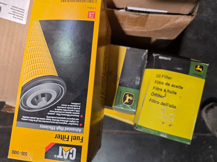 #25313-•-miscellaneous-pallet-of-filters-image-5