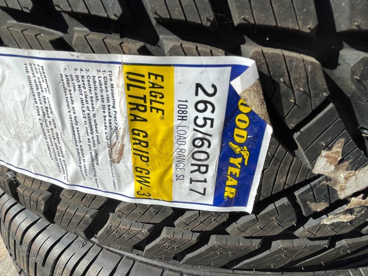#4077-•-goodyear-p265/60r17-tires-(08)-image-3